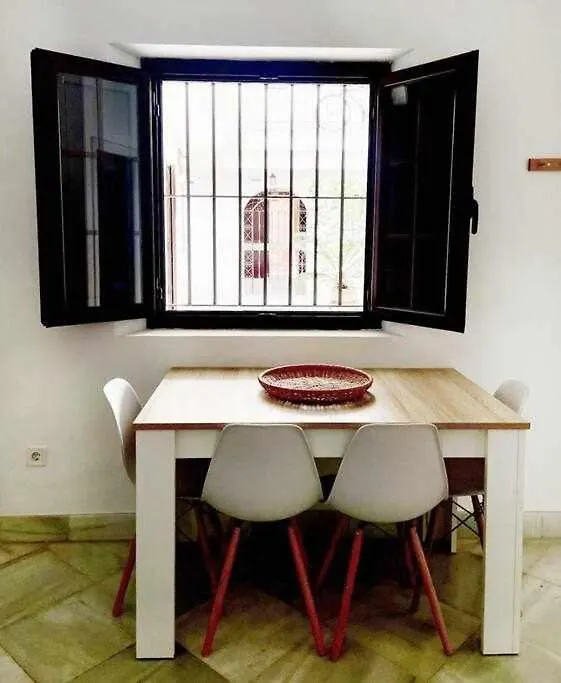 Apartamento Tranquilo En Barrio Bohemio Seville