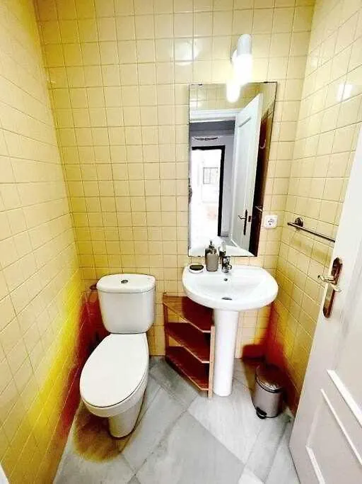Apartamento Tranquilo En Barrio Bohemio Seville Apartment